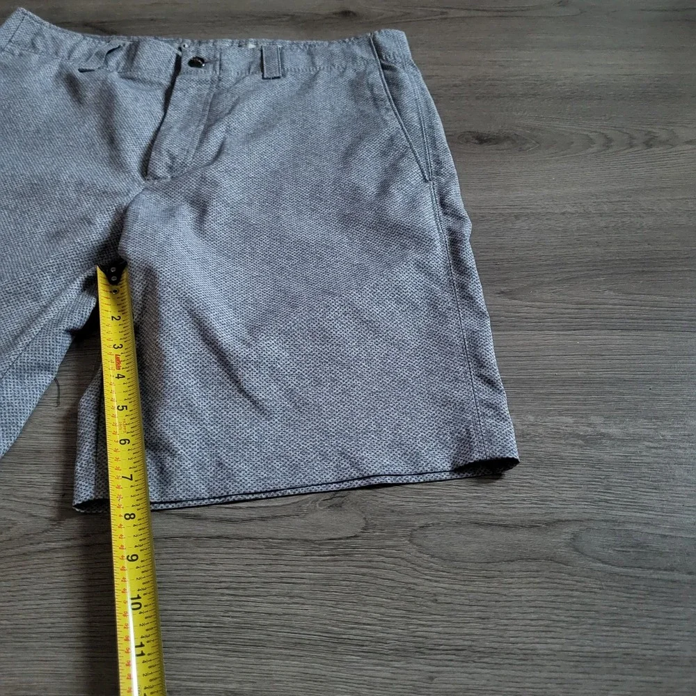 Callaway Mens Gray Micro Pattern Golf Shorts Size 32 Stretch Flat Front Preppy